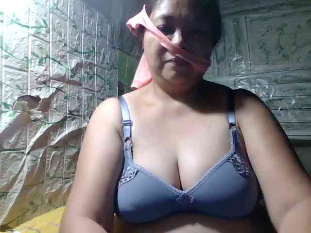 sweetthoney09 webcam