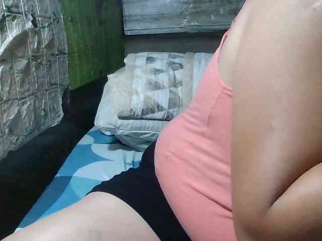 sweetthoney09 webcam