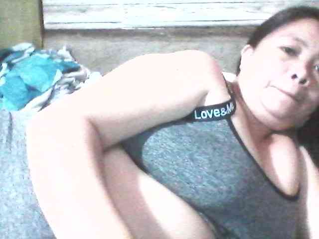 sweetthoney09 webcam