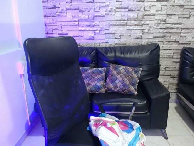 paula-ross's BongaCams show and profile