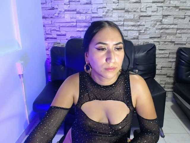 paula-ross's BongaCams show and profile