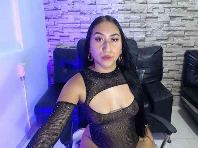 paula-ross Live Webcam on BongaCams