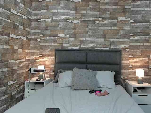 VelvetMoon Live Webcam on BongaCams