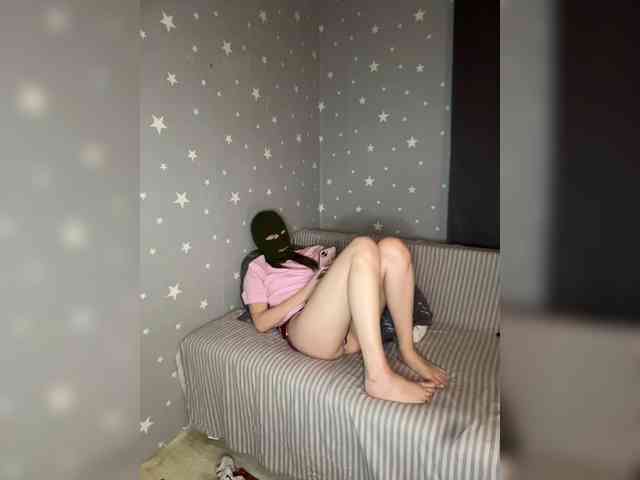 Bulavka123 Live Webcam on BongaCams