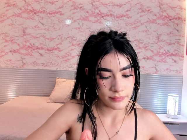 mia-velvet's BongaCams show and profile