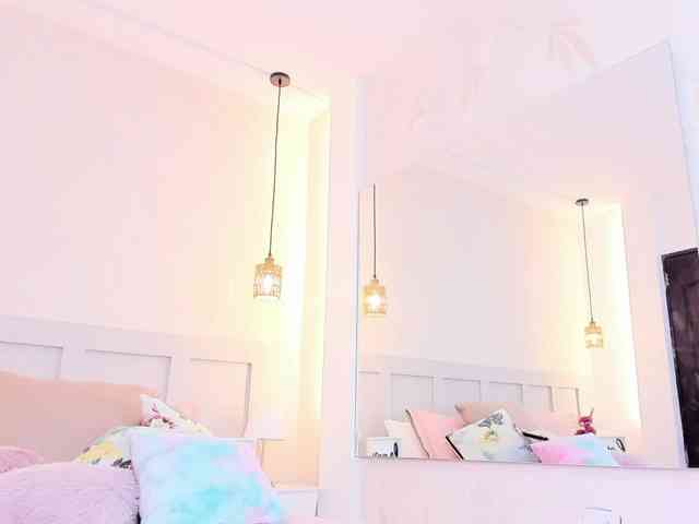 Jenya-Colins Jenya-Colins