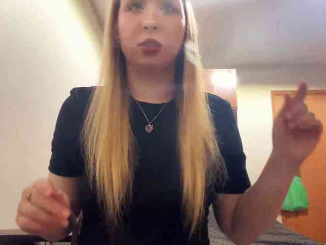 MaribethUra webcam