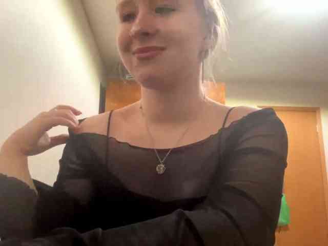 MaribethUra webcam