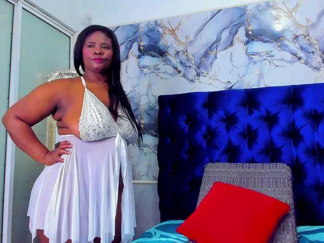 EBONY-SWEEET's BongaCams show and profile