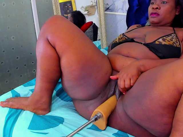 EBONY-SWEEET's BongaCams show and profile