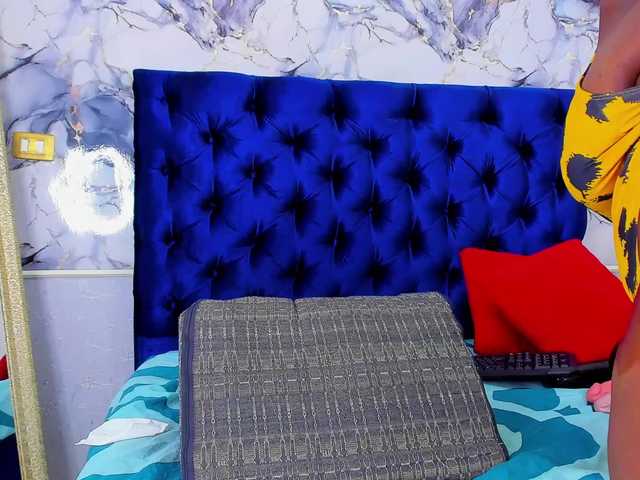 EBONY-SWEEET's BongaCams show and profile