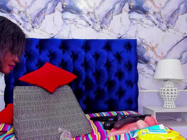 EBONY-SWEEET's BongaCams show and profile