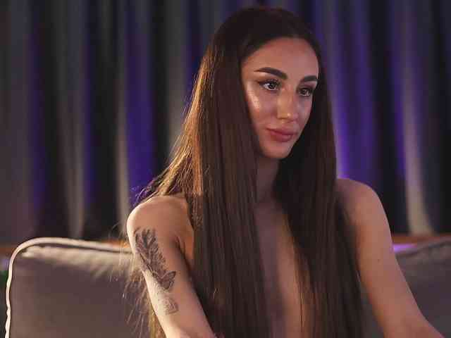 MackenzieHart MackenzieHart