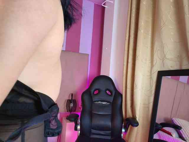 Ariia-Sweett webcam