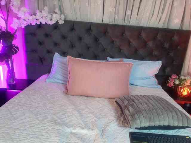 Ariia-Sweett Live Webcam on BongaCams