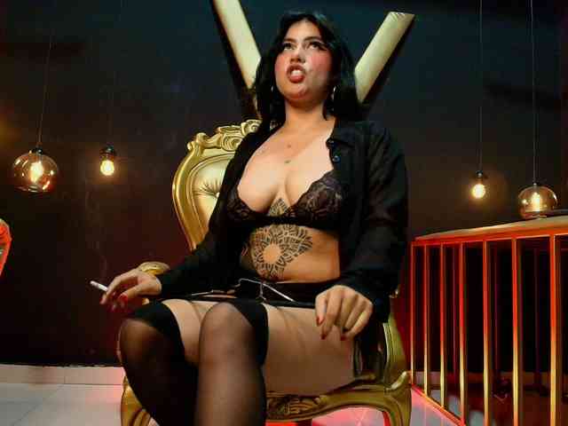 Ariia-Sweett Ariia-Sweett