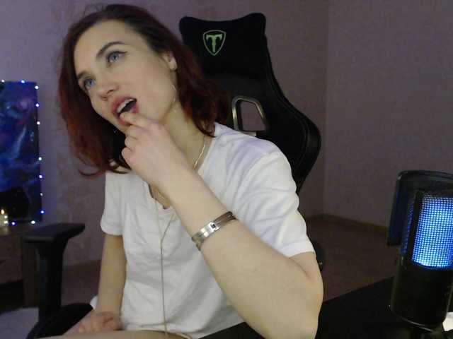 TopWoman webcam stream