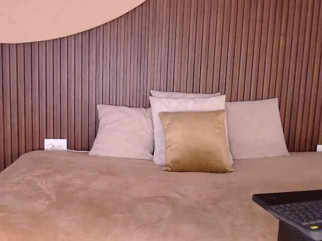 Bella-palmers webcam