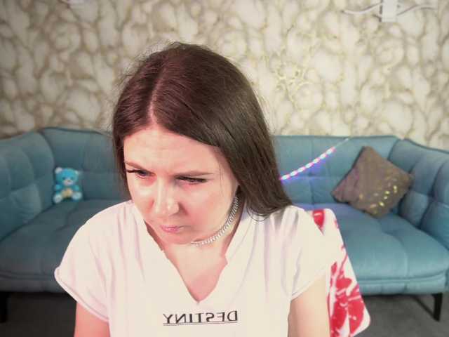 CraveeDoll's BongaCams show and profile