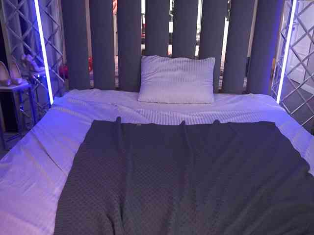 CraveeDoll CraveeDoll