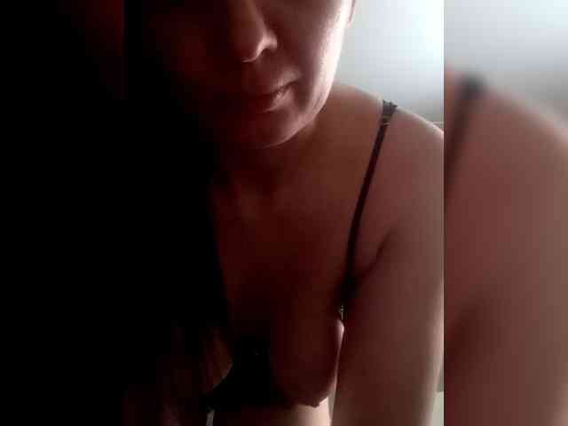 LisaXCaramelka webcam