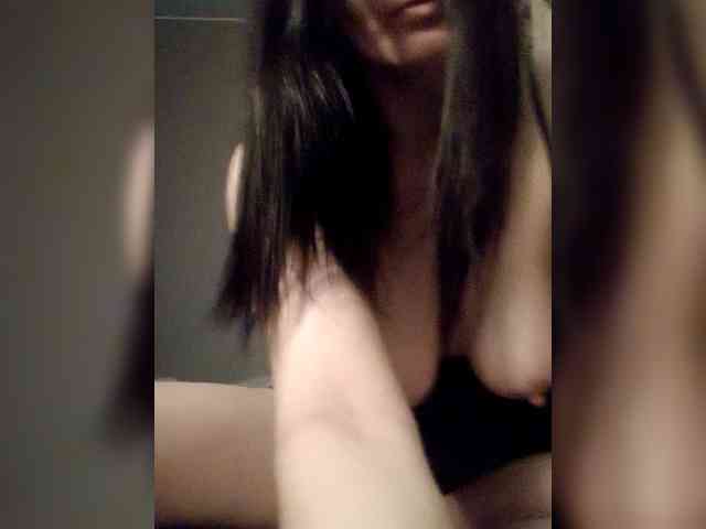 LisaXCaramelka webcam