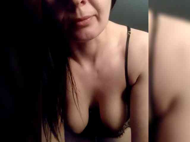 LisaXCaramelka webcam