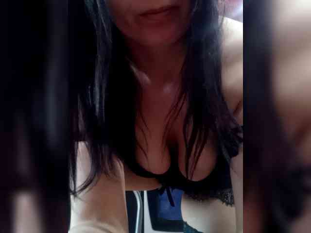 LisaXCaramelka webcam