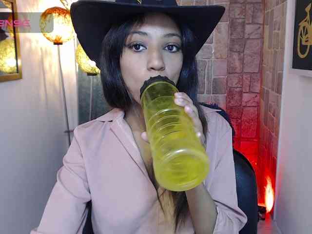 Scarleet-miaa webcam