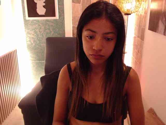 Scarleet-miaa webcam