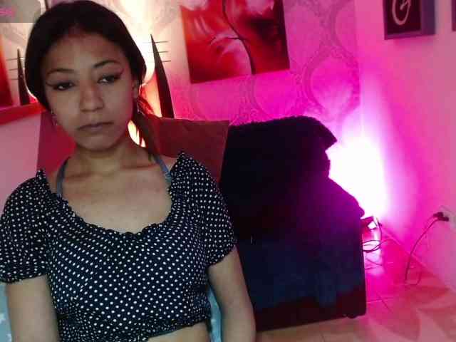 Scarleet-miaa webcam