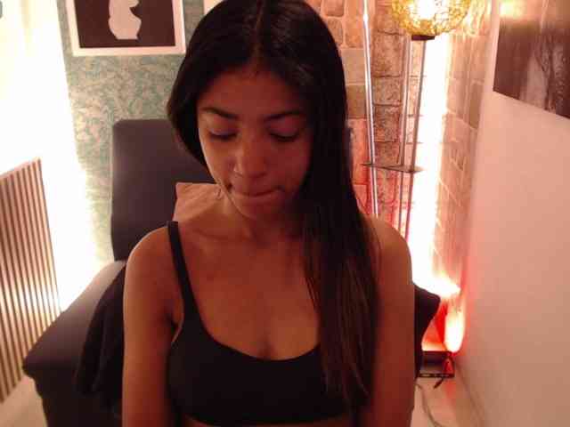 Scarleet-miaa webcam