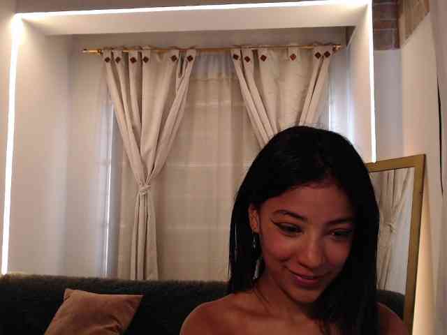 Scarleet-miaa webcam