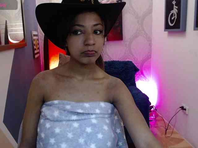 Scarleet-miaa webcam