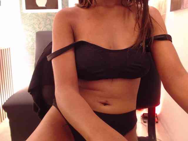 Scarleet-miaa webcam