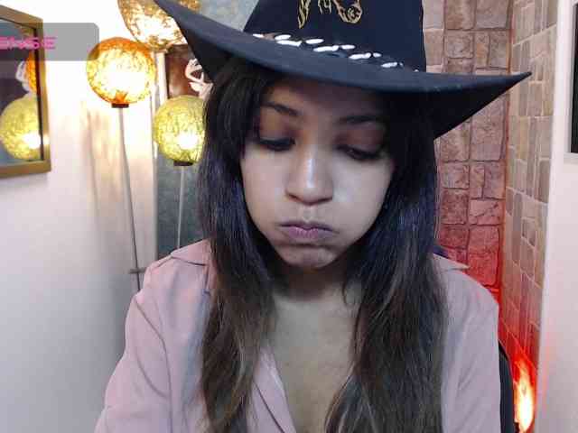 Scarleet-miaa webcam