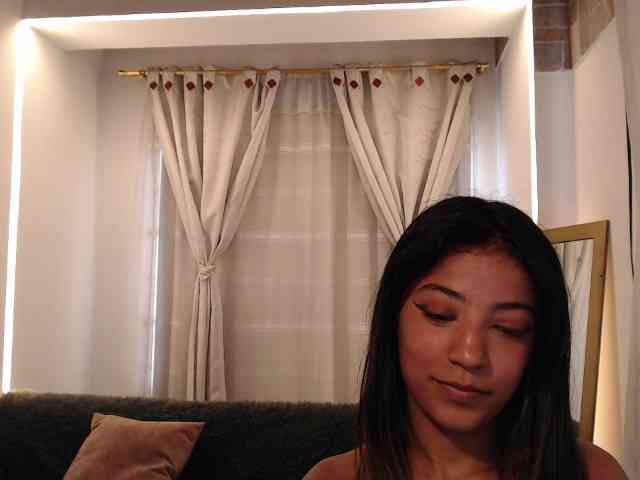 Scarleet-miaa webcam