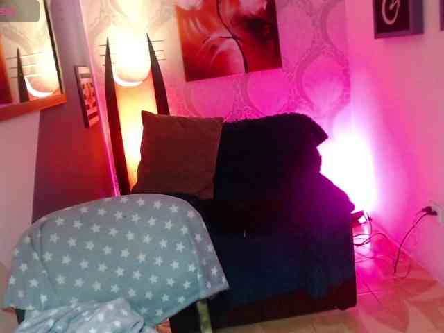 Scarleet-miaa webcam