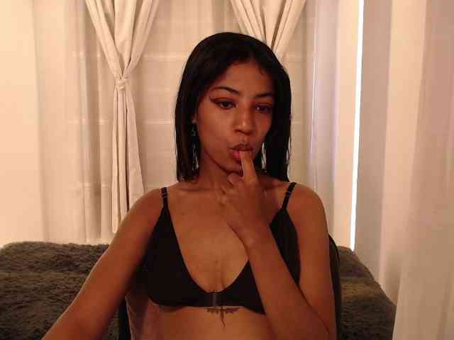 Scarleet-miaa Live Webcam on BongaCams