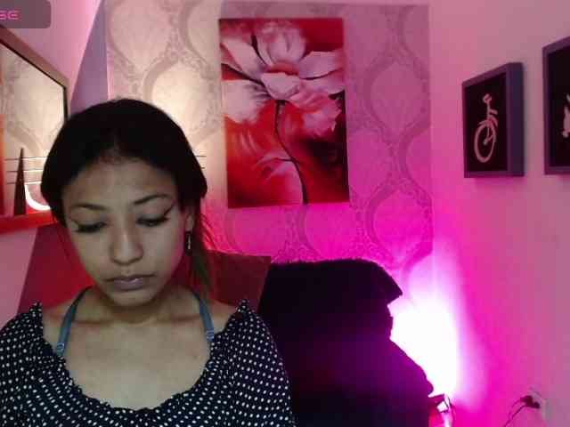 Scarleet-miaa webcam