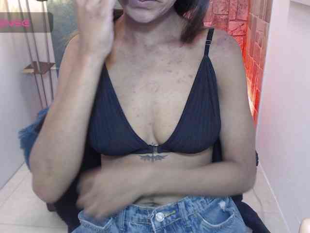 Scarleet-miaa webcam