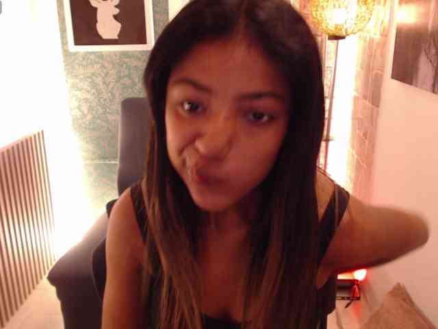 Scarleet-miaa webcam