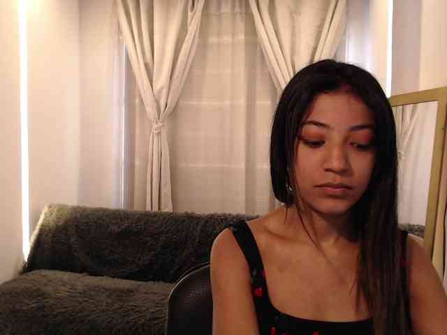 Scarleet-miaa webcam