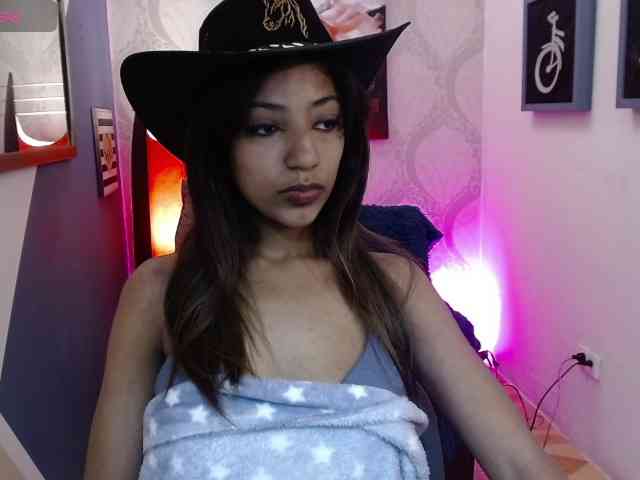 Scarleet-miaa webcam