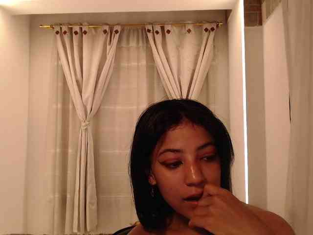 Scarleet-miaa webcam