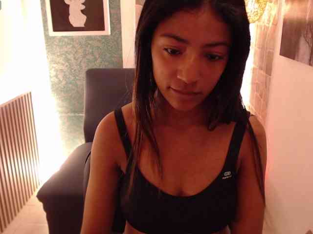 Scarleet-miaa webcam