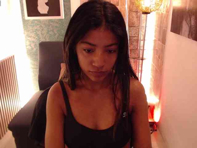 Scarleet-miaa webcam