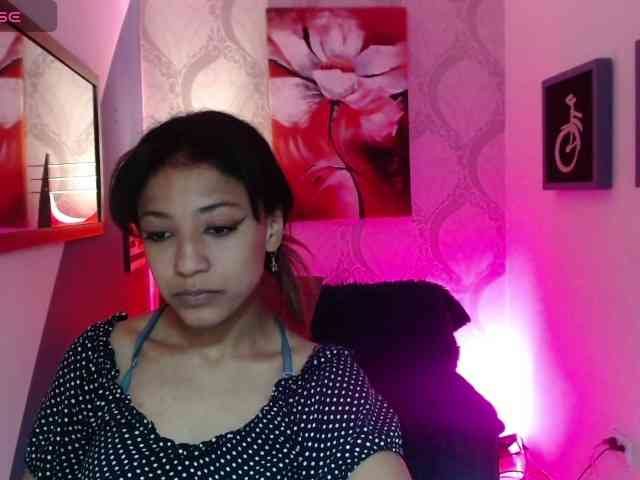 Scarleet-miaa webcam