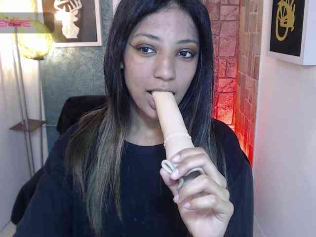 Scarleet-miaa webcam