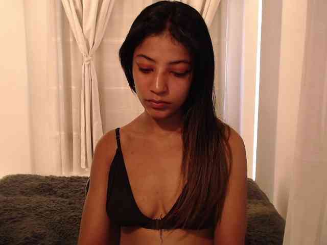 Scarleet-miaa webcam